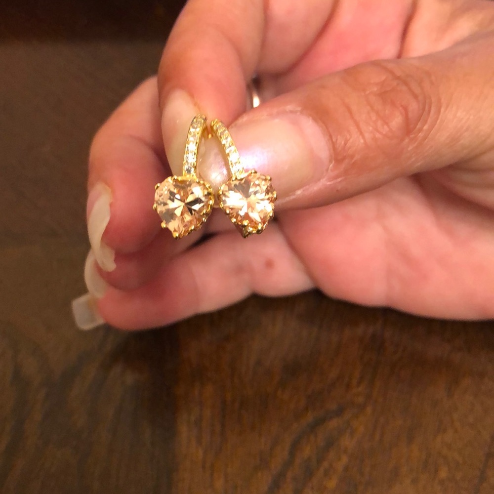 18K Heart Shaped Cubic Zirconia Champagne Hoop Ear - Picture 8 of 8